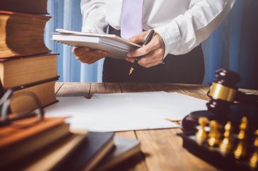 Choosing the Right Witnesses for a Tribunal Hearing